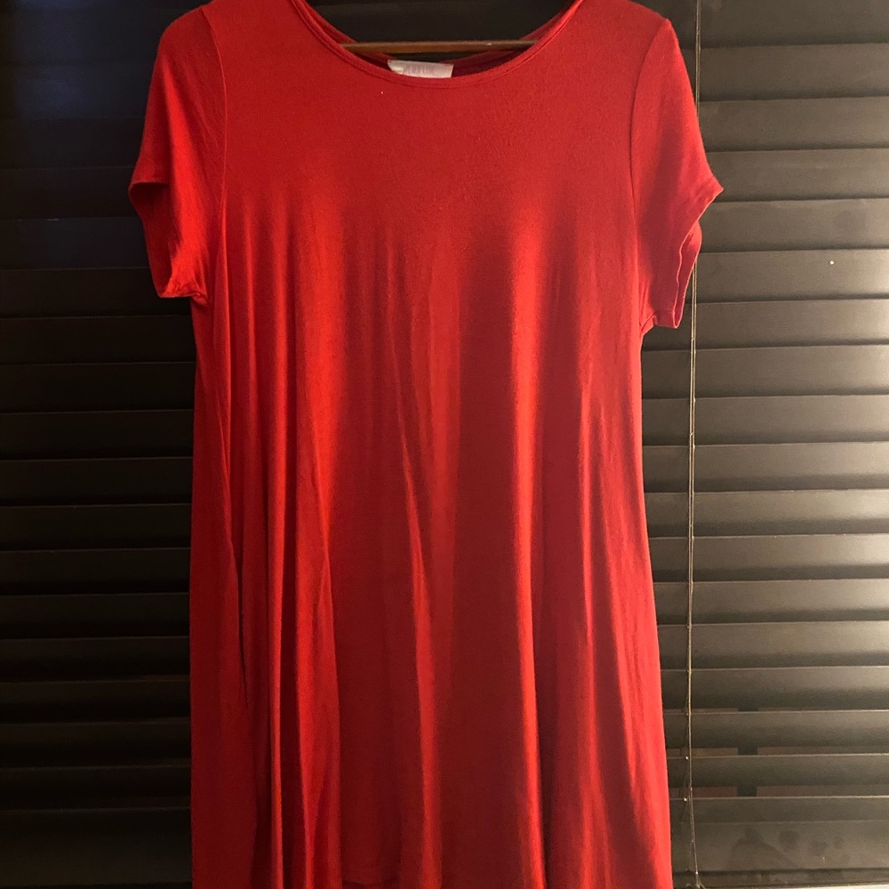 Fire engine red flowy dress.